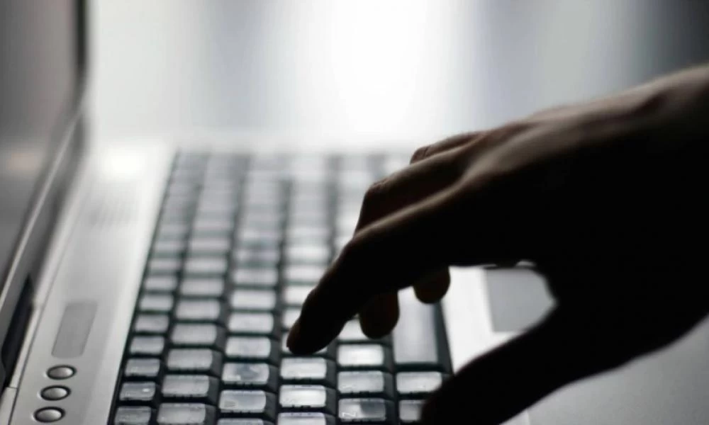 Νέα σοκαριστική υπόθεση παρενόχλησης 12χρονης απο συγγενή της - Της έστελνε σεξουαλικά μηνύματα
